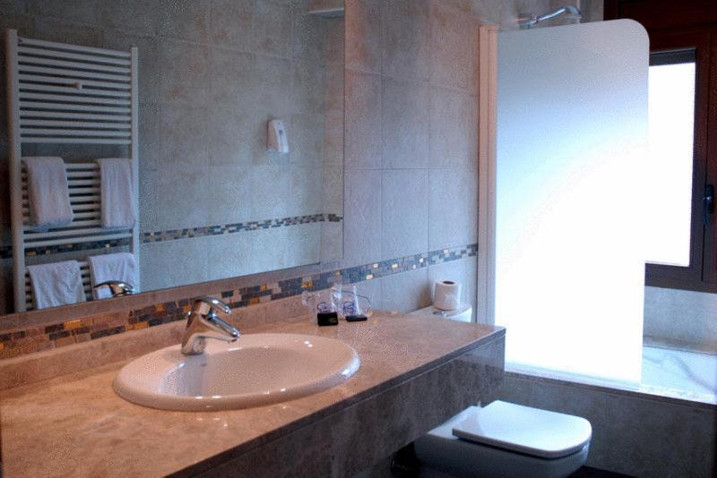 Hotel De Rei Llavorsi Bagian luar foto