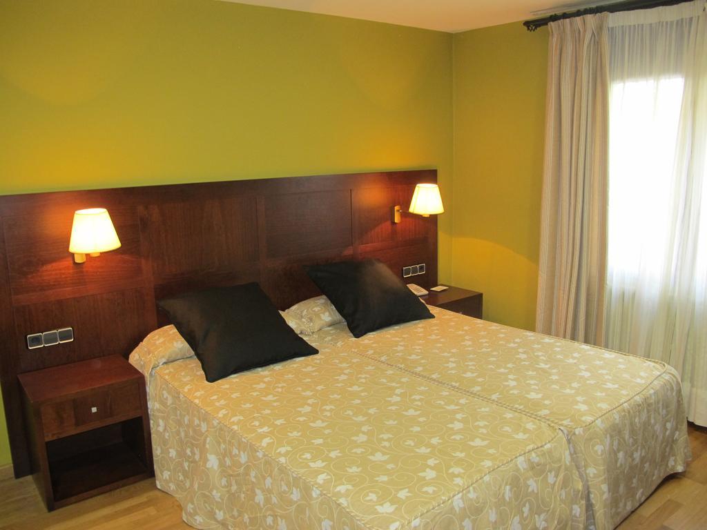 Hotel De Rei Llavorsi Bagian luar foto