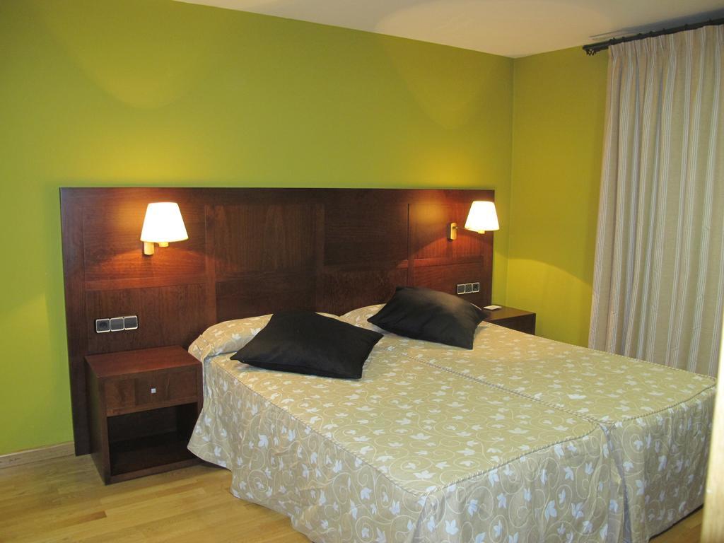 Hotel De Rei Llavorsi Bagian luar foto